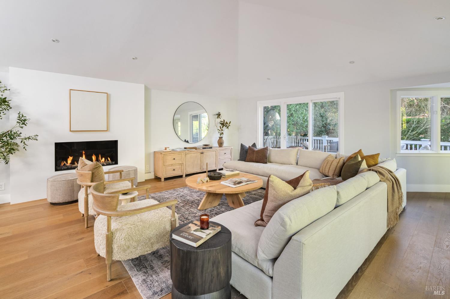 47 Redwood Drive
