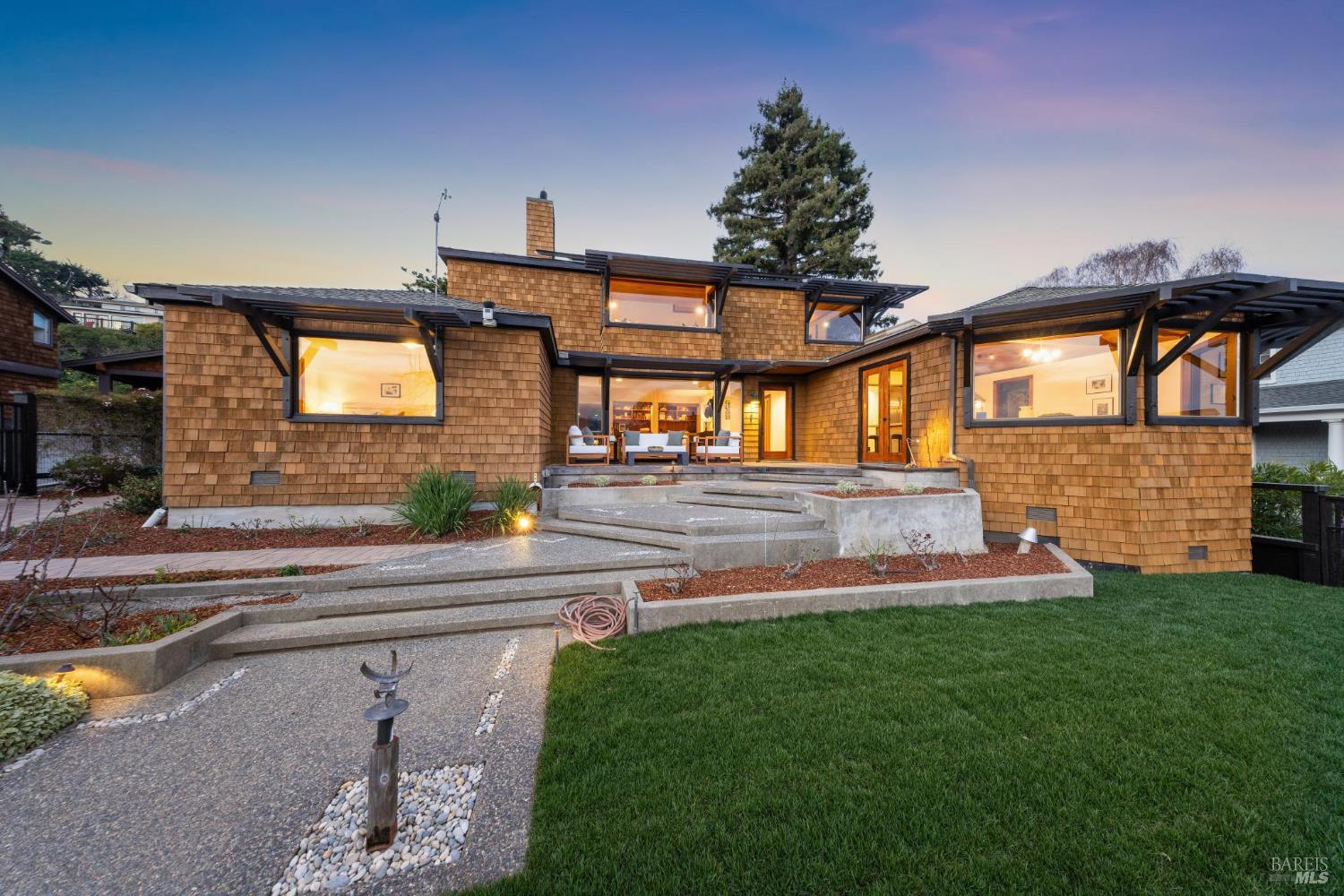 7 Palmer Court