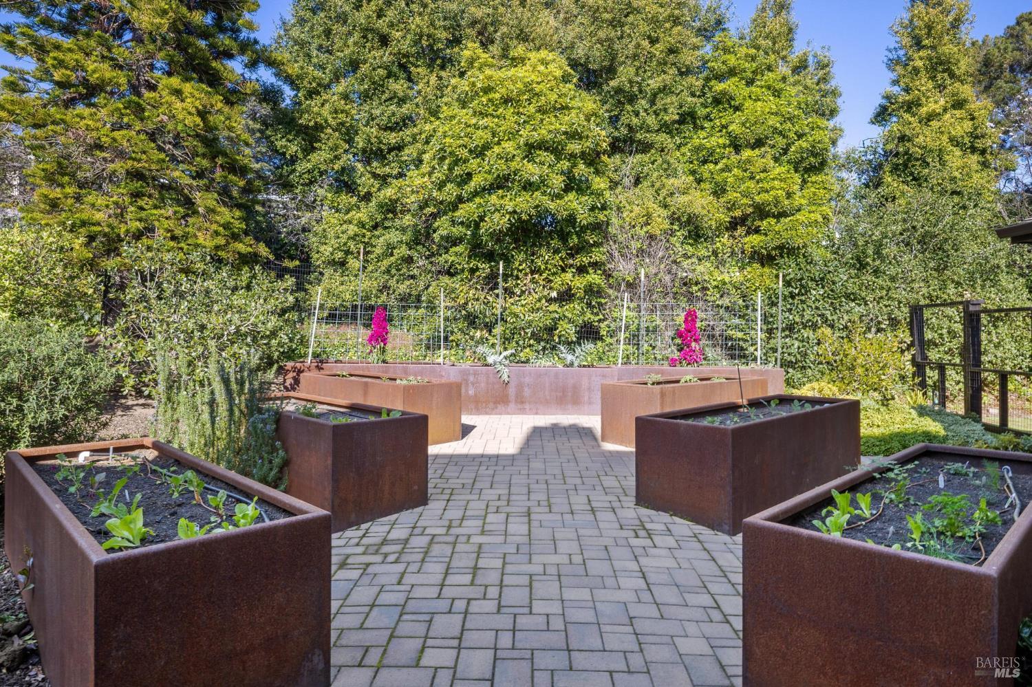 7 Palmer Court