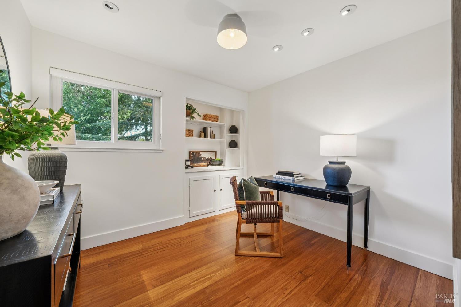 1411 Casa Buena Drive Unit: #13