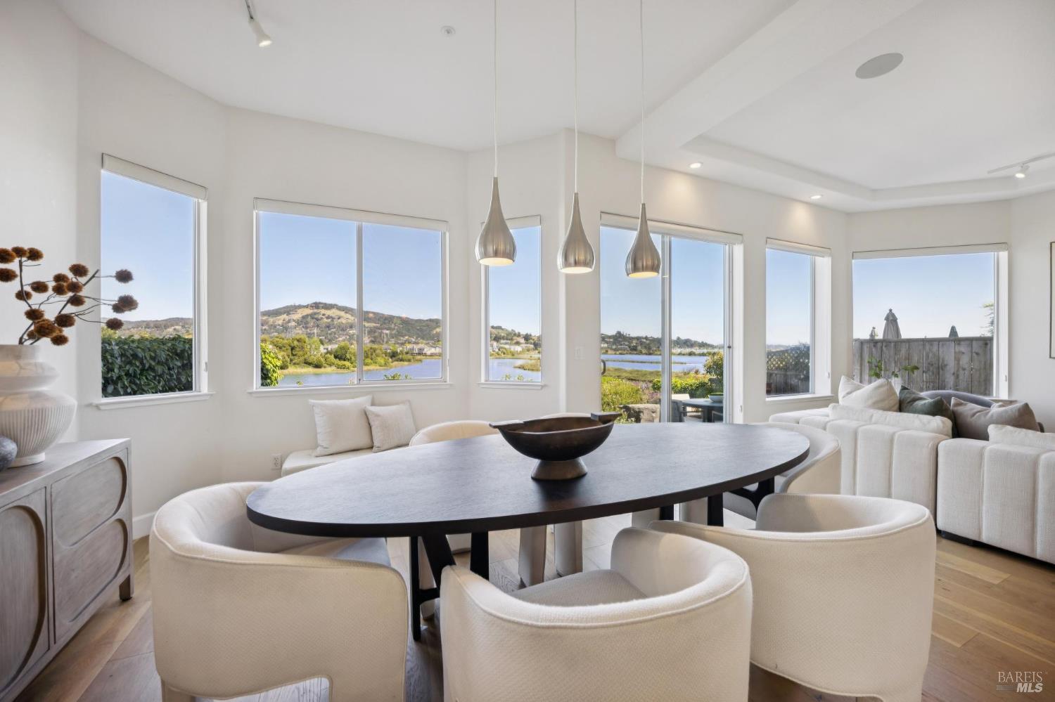 255 Baypoint Drive