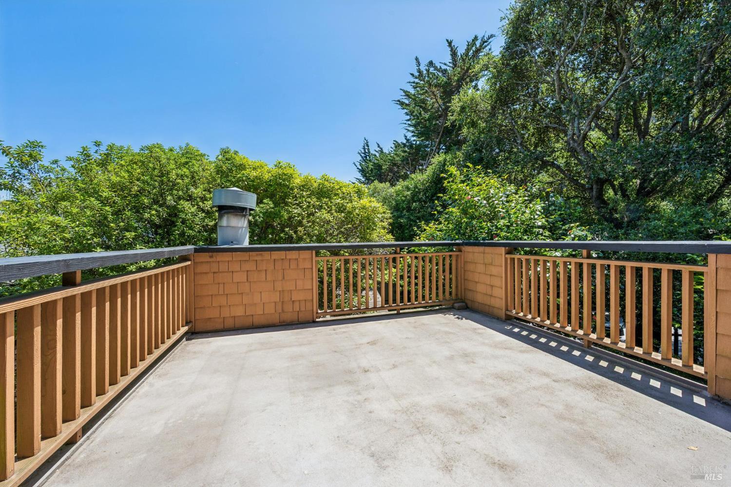158 Edwards Avenue