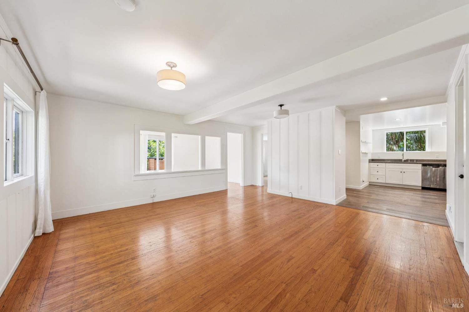 158 Edwards Avenue