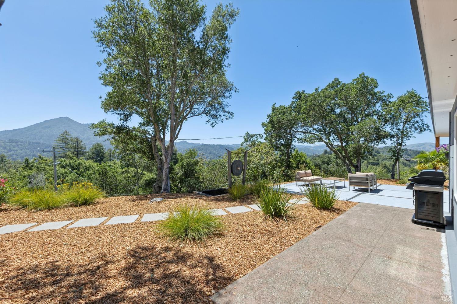 25 Brushwood Lane