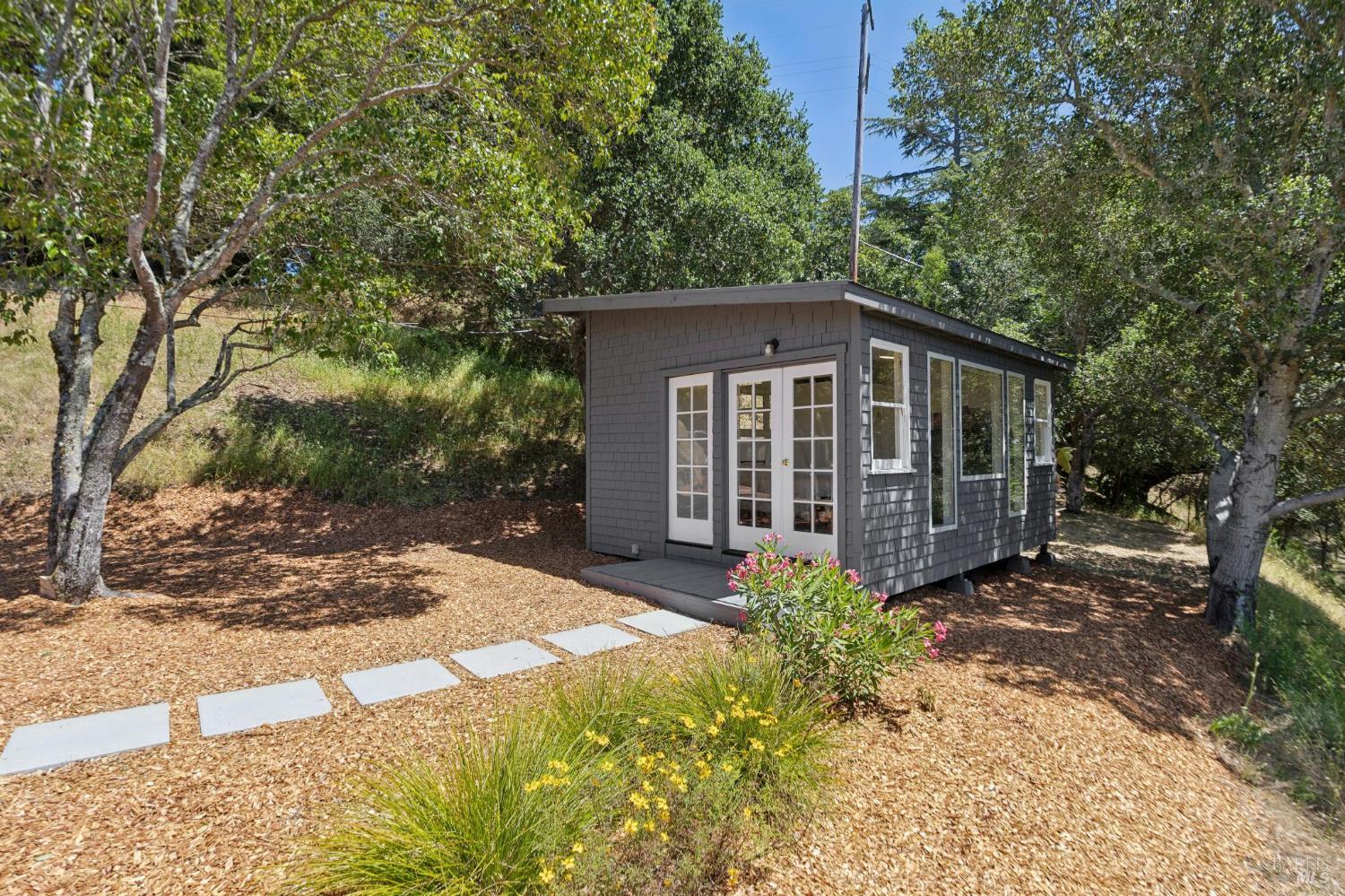 25 Brushwood Lane