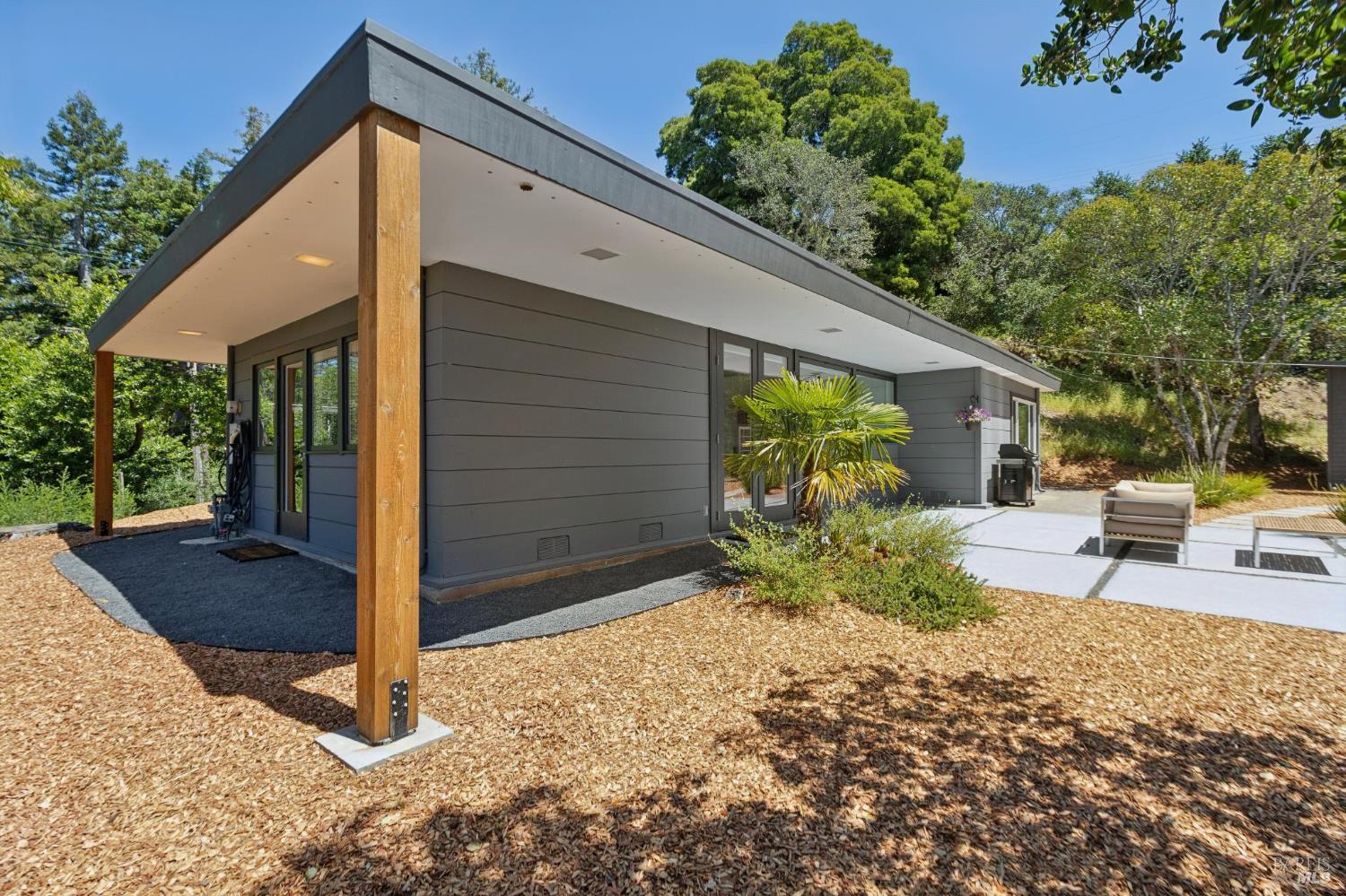 25 Brushwood Lane