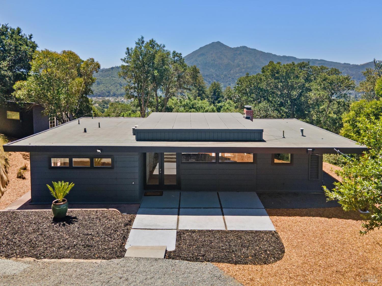 25 Brushwood Lane