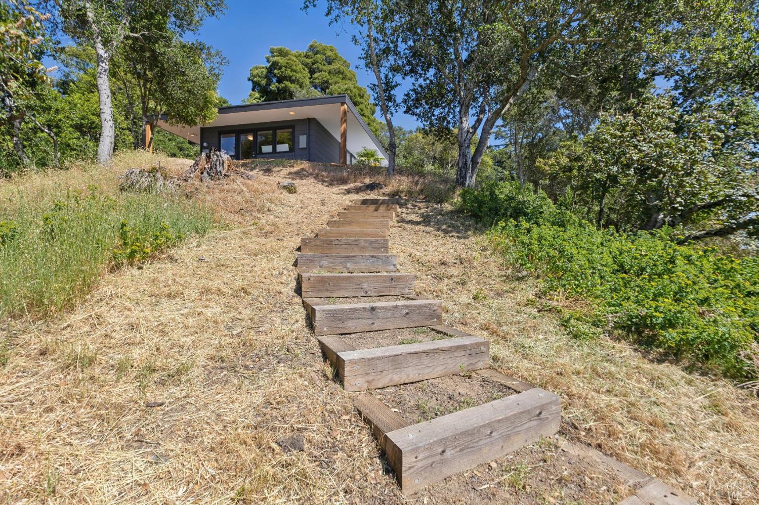 25 Brushwood Lane
