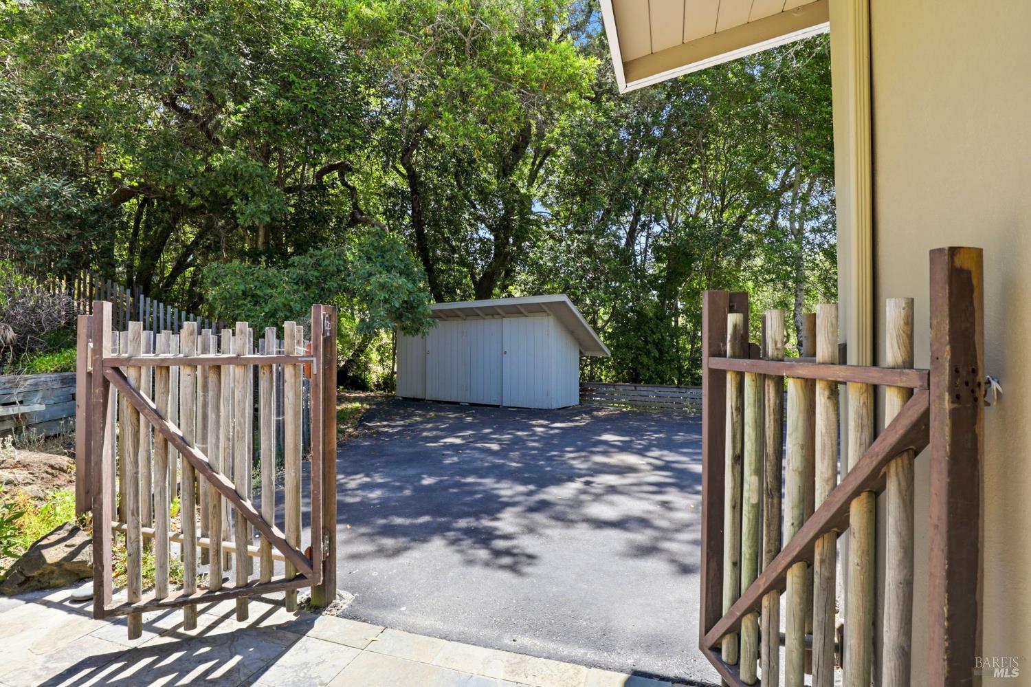 81 Laurel Grove Avenue