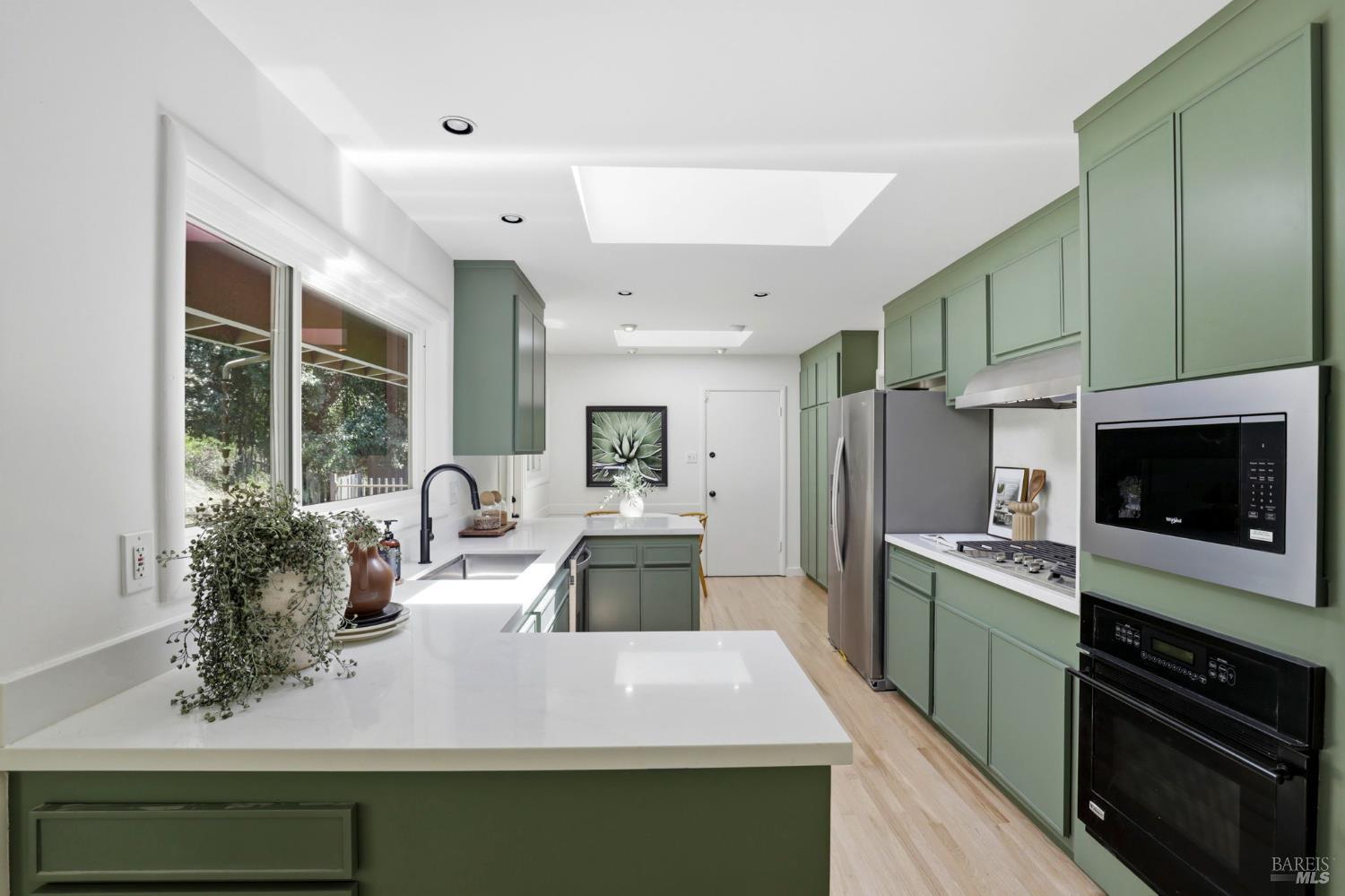 81 Laurel Grove Avenue