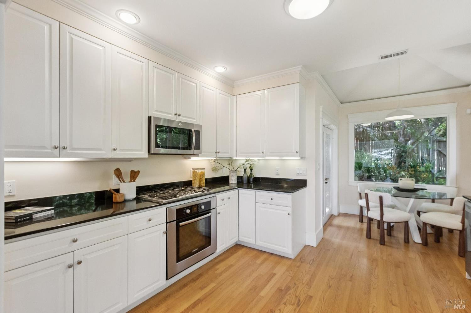 158 Edwards Avenue