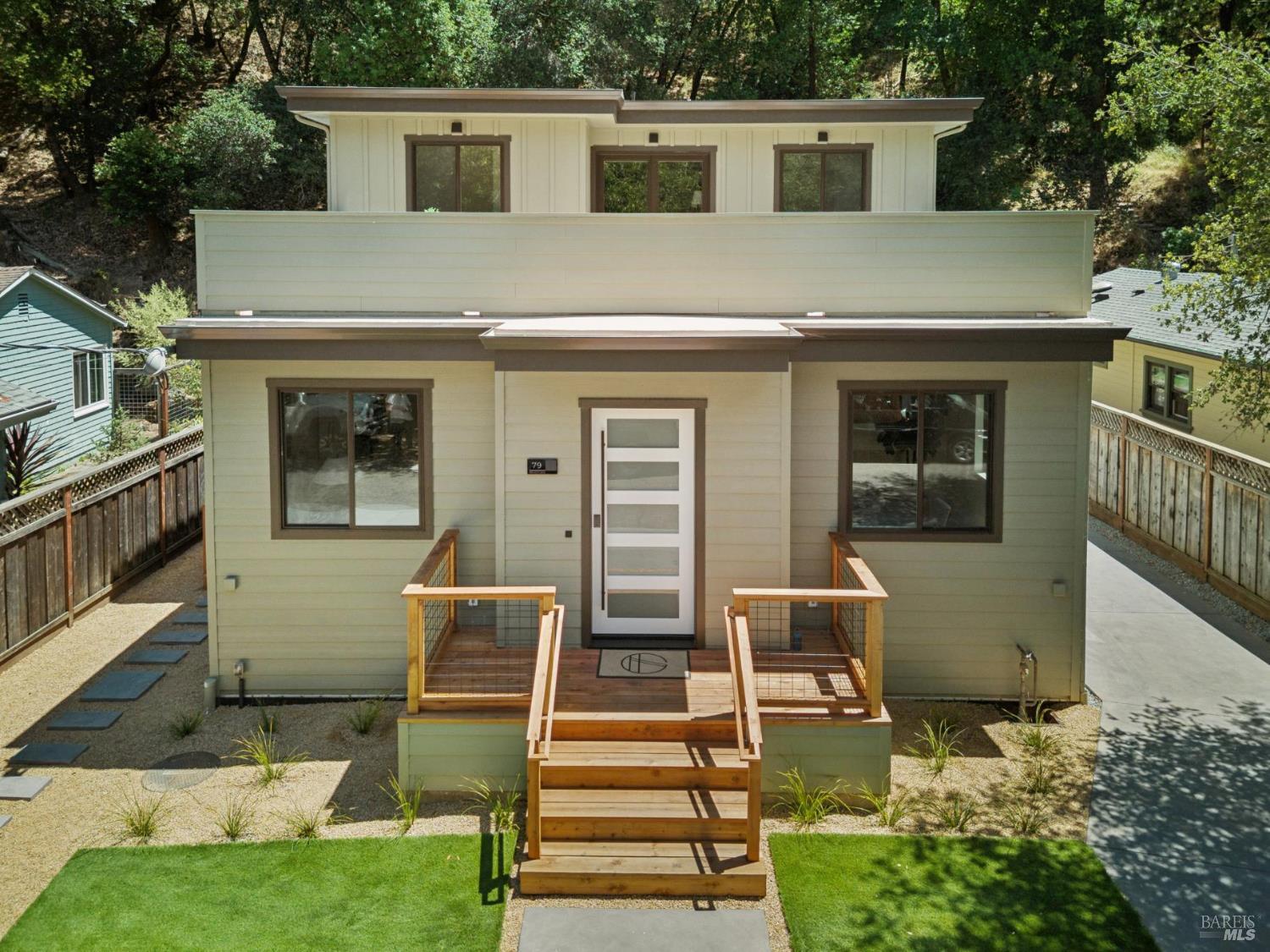 79 Wood Lane