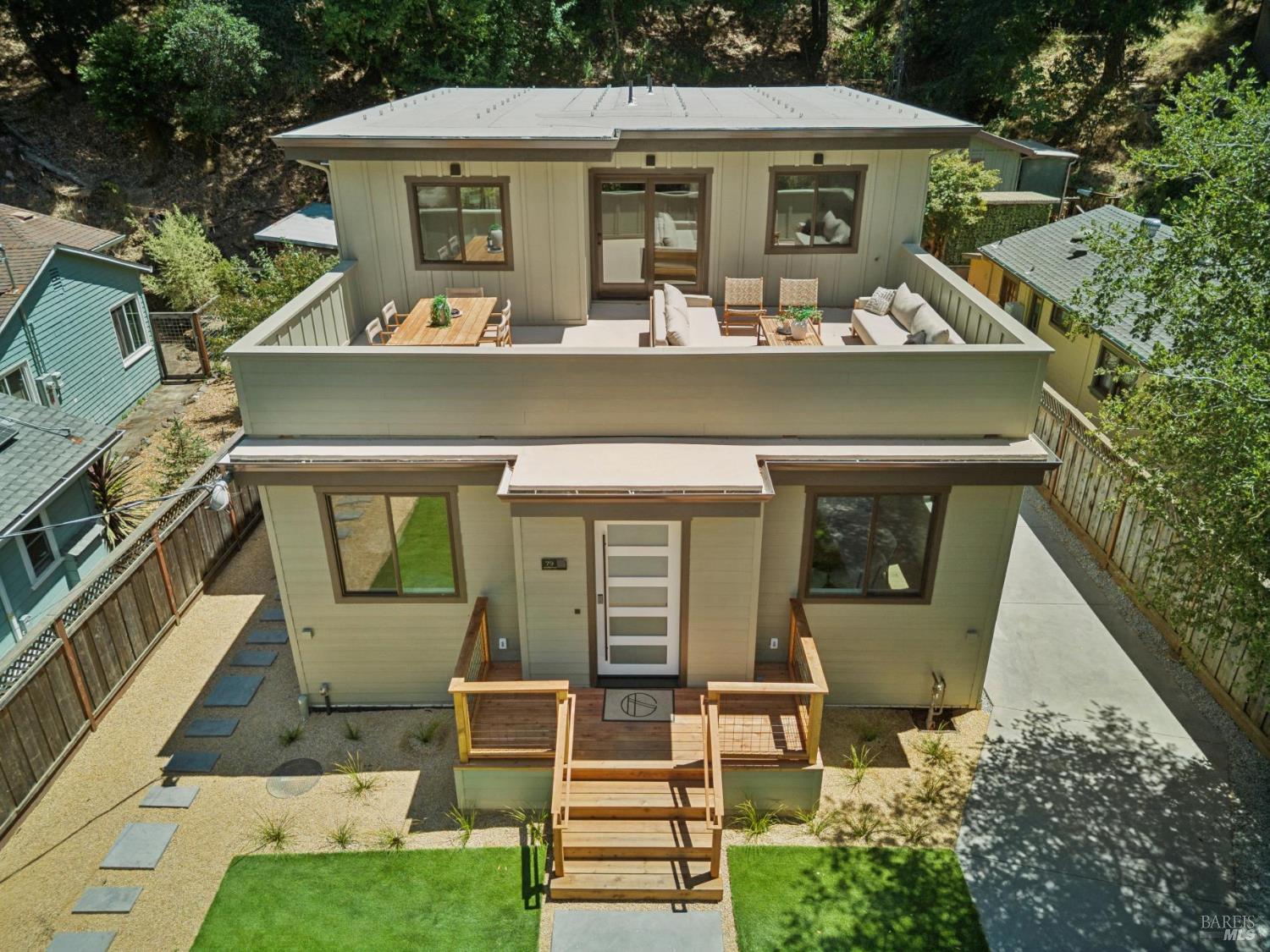 79 Wood Lane