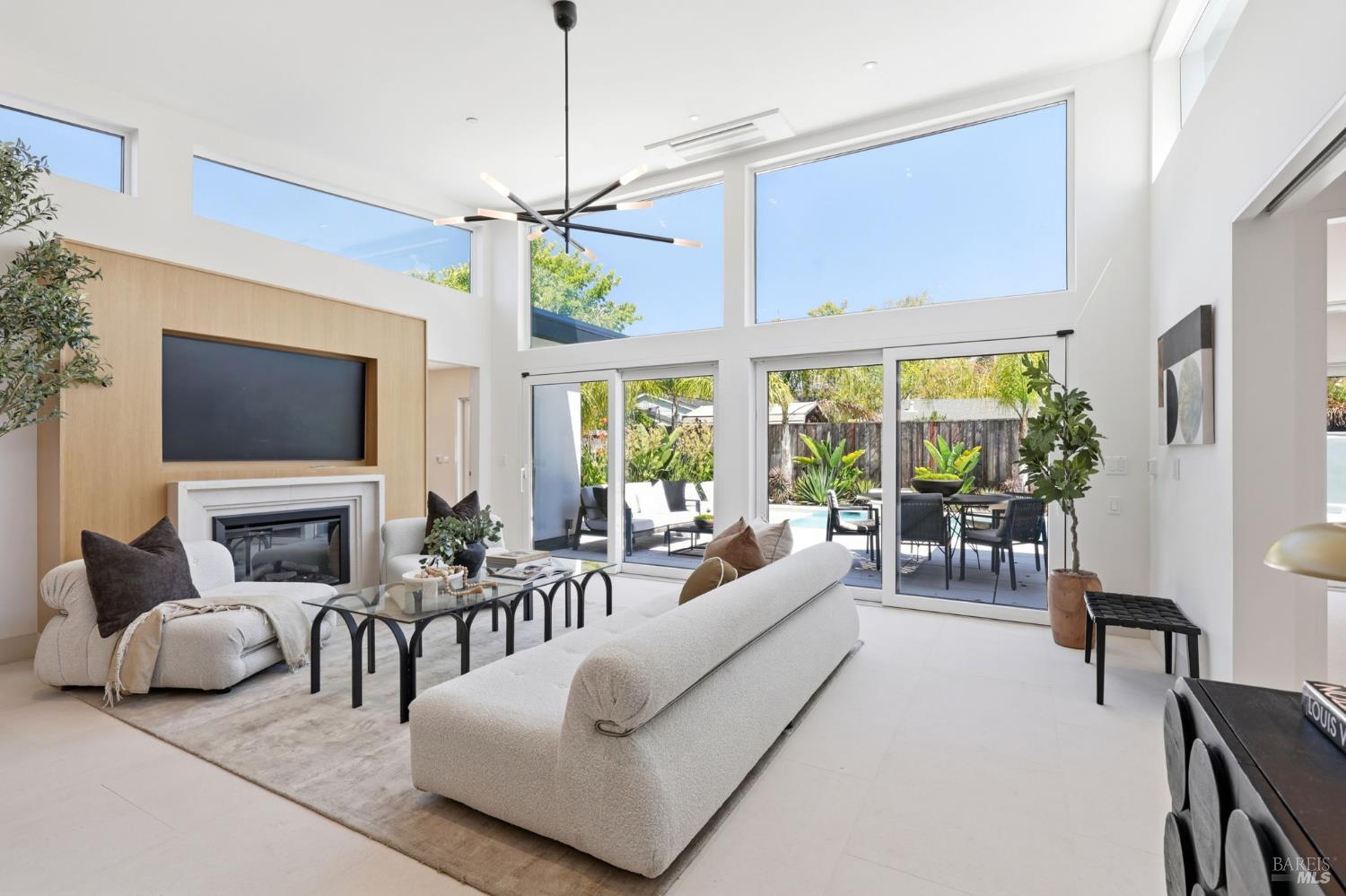 283 Cecilia Way
