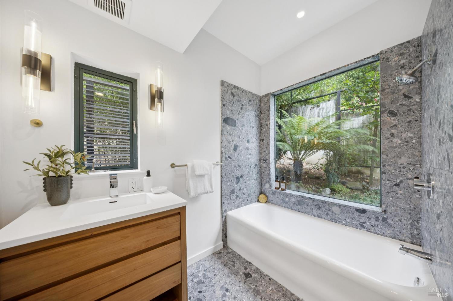 200 Tamalpais Road
