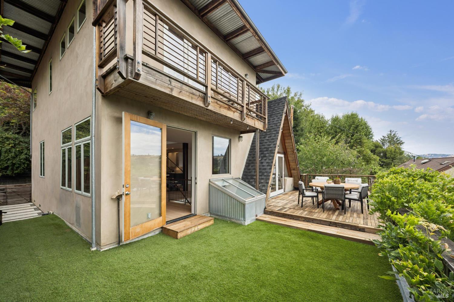 200 Tamalpais Road