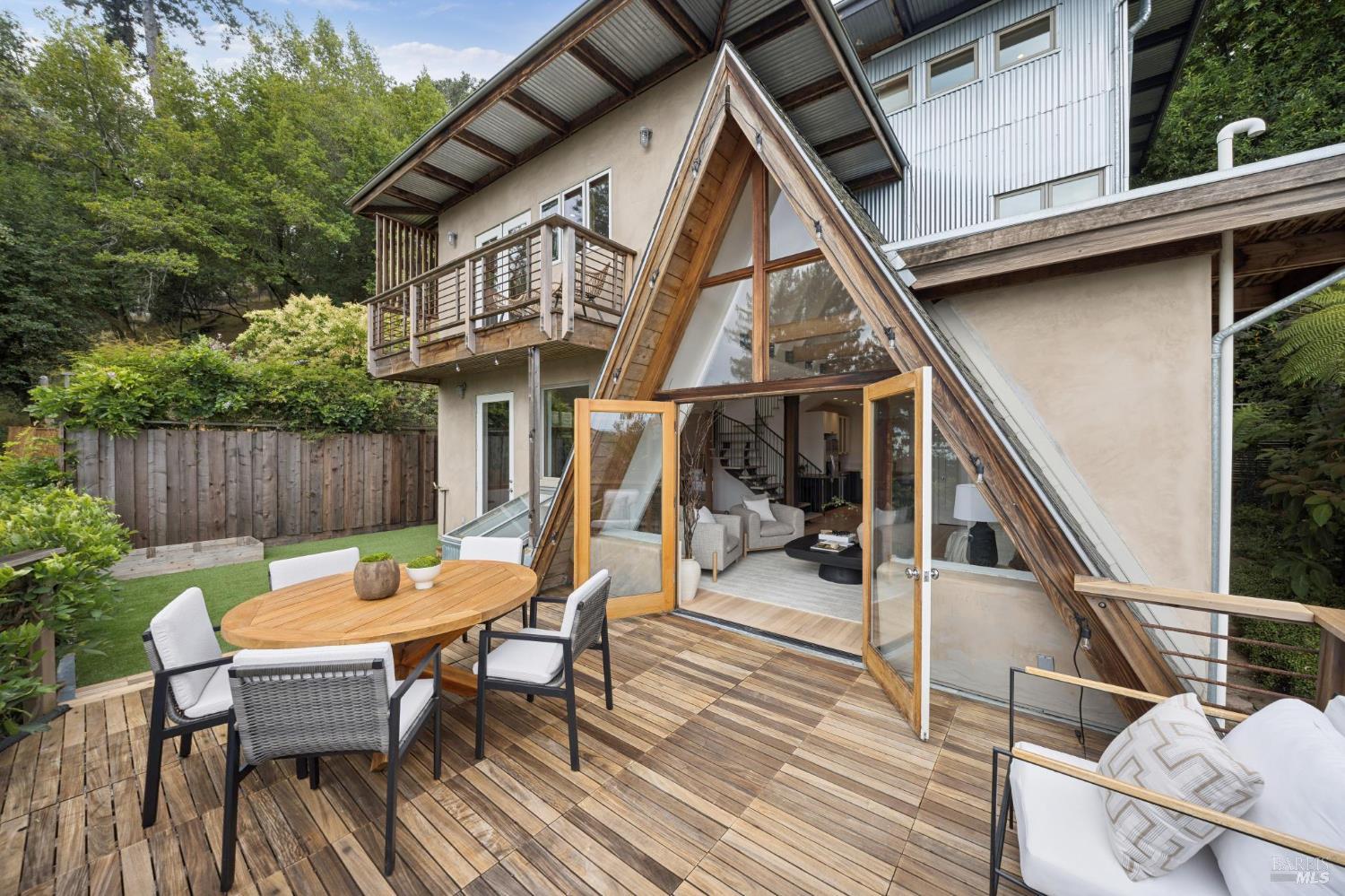 200 Tamalpais Road