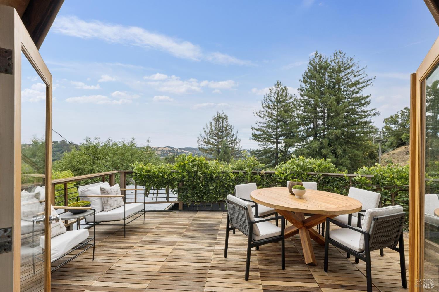 200 Tamalpais Road