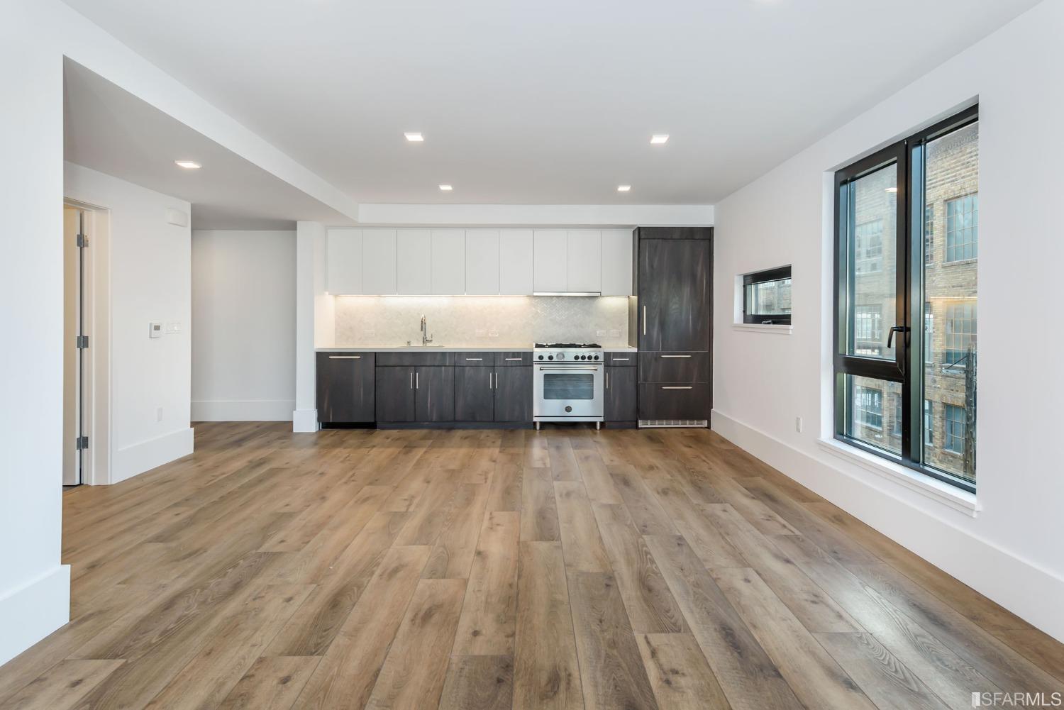 1288 Howard Street Unit: 402