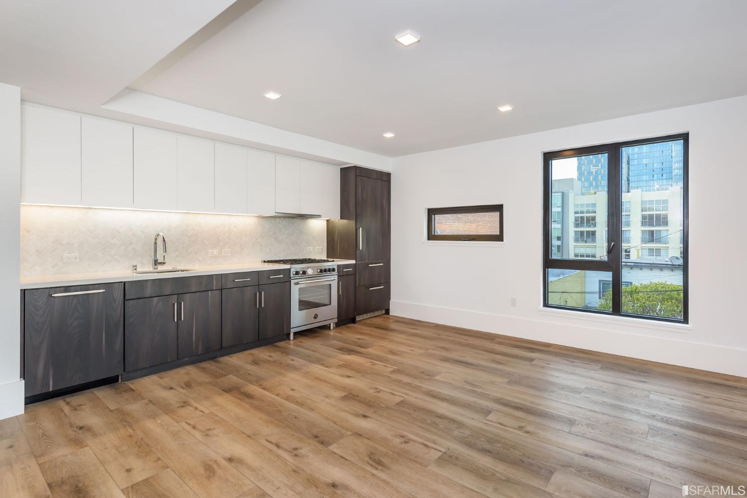 1288 Howard Street Unit: 402