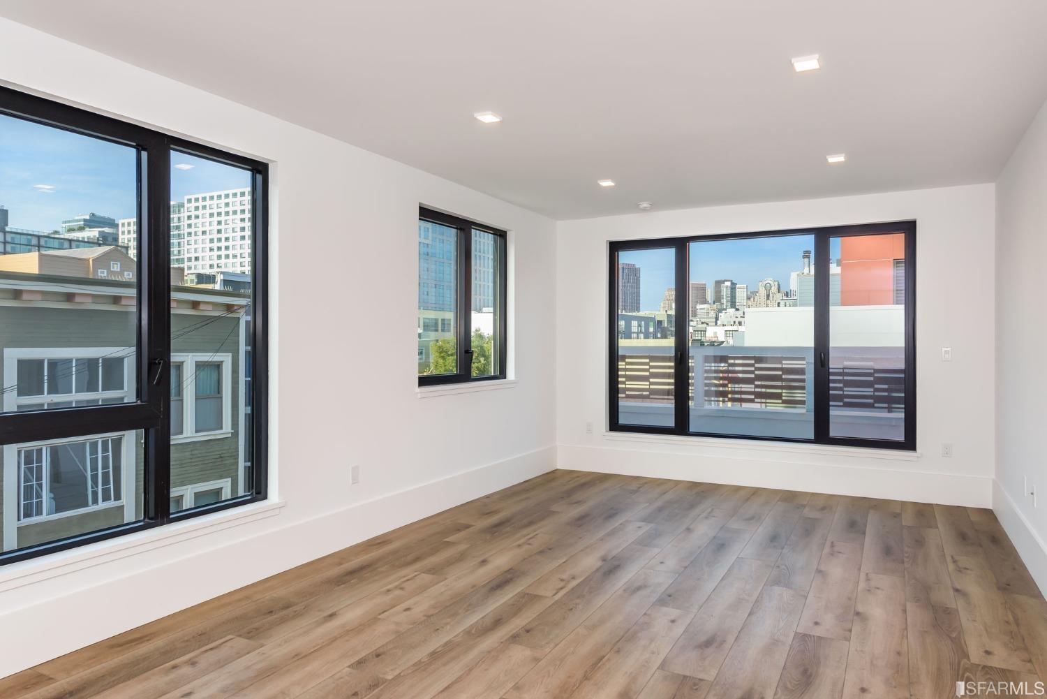 1288 Howard Street Unit: 402