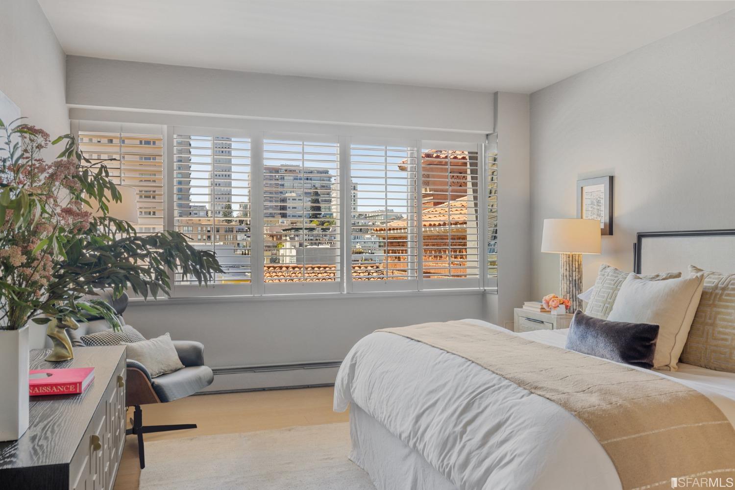 30 Miller Place Unit: 8