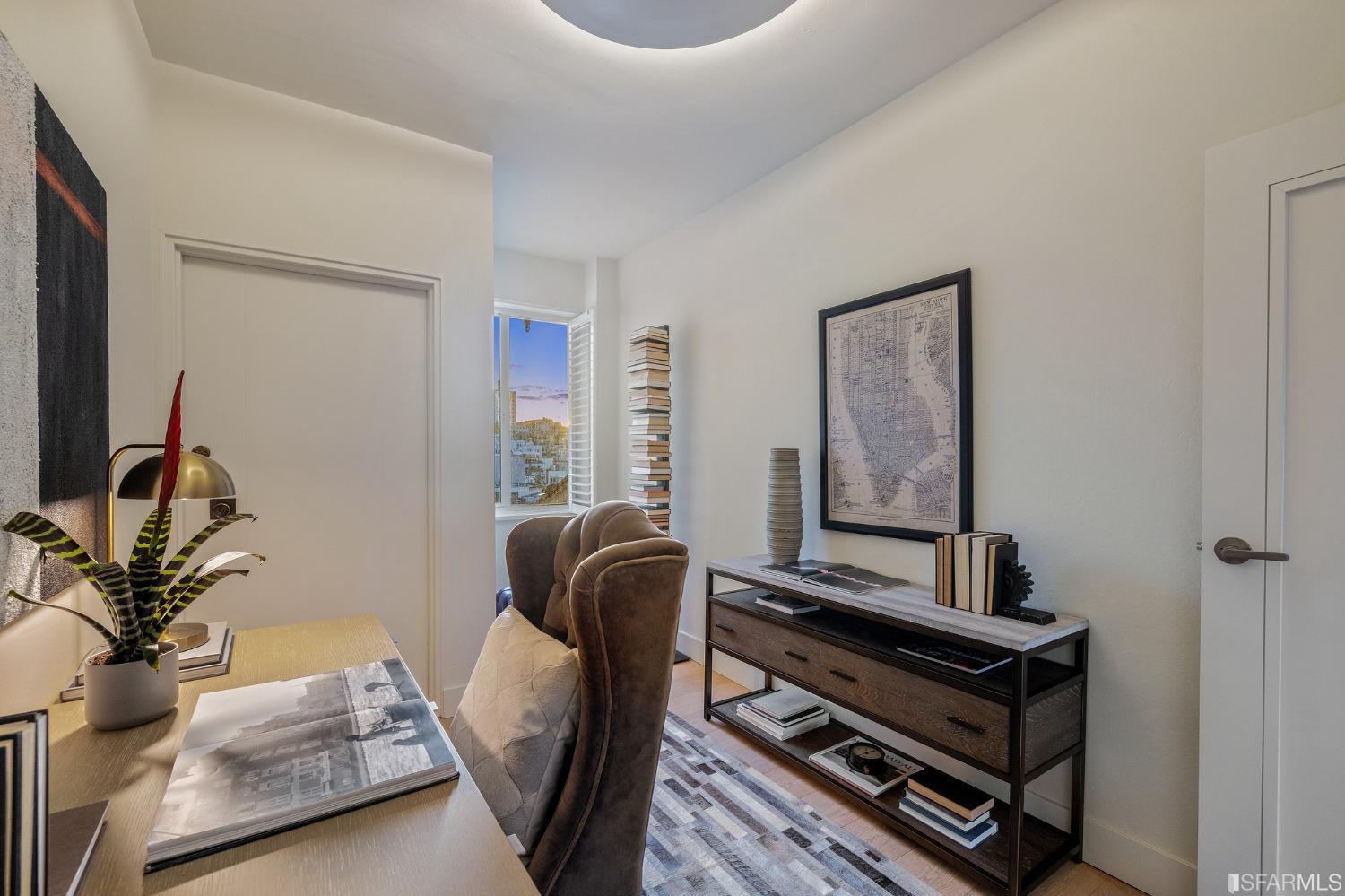 30 Miller Place Unit: 8