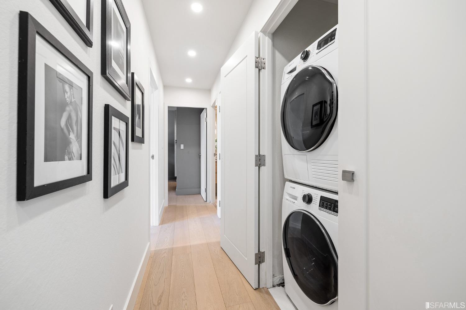 30 Miller Place Unit: 8