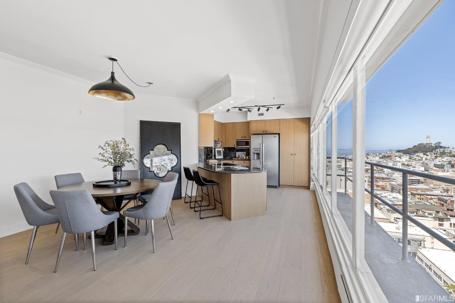 30 Miller Place Unit: 8