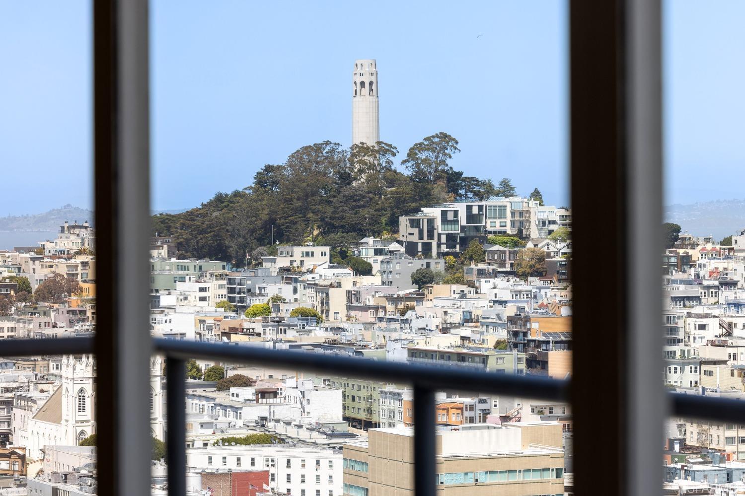 30 Miller Place Unit: 8