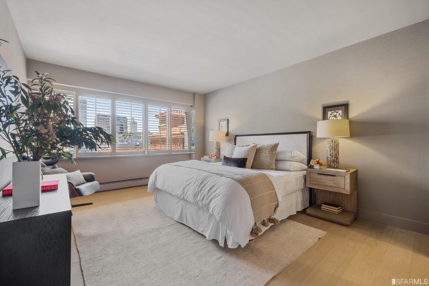 30 Miller Place Unit: 8