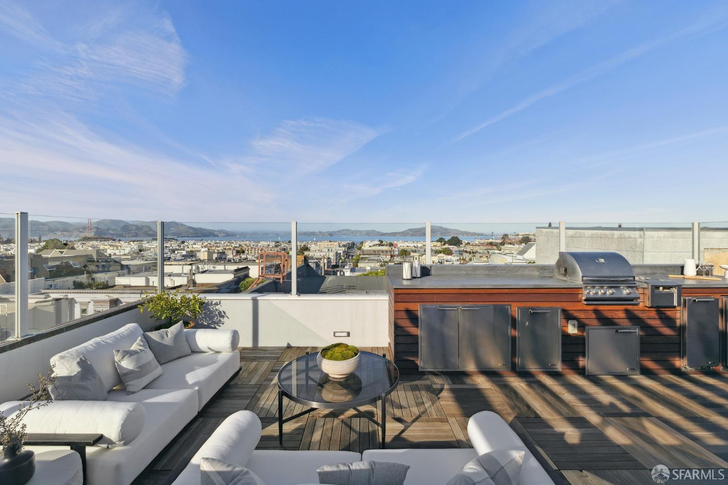 2950 Fillmore Street