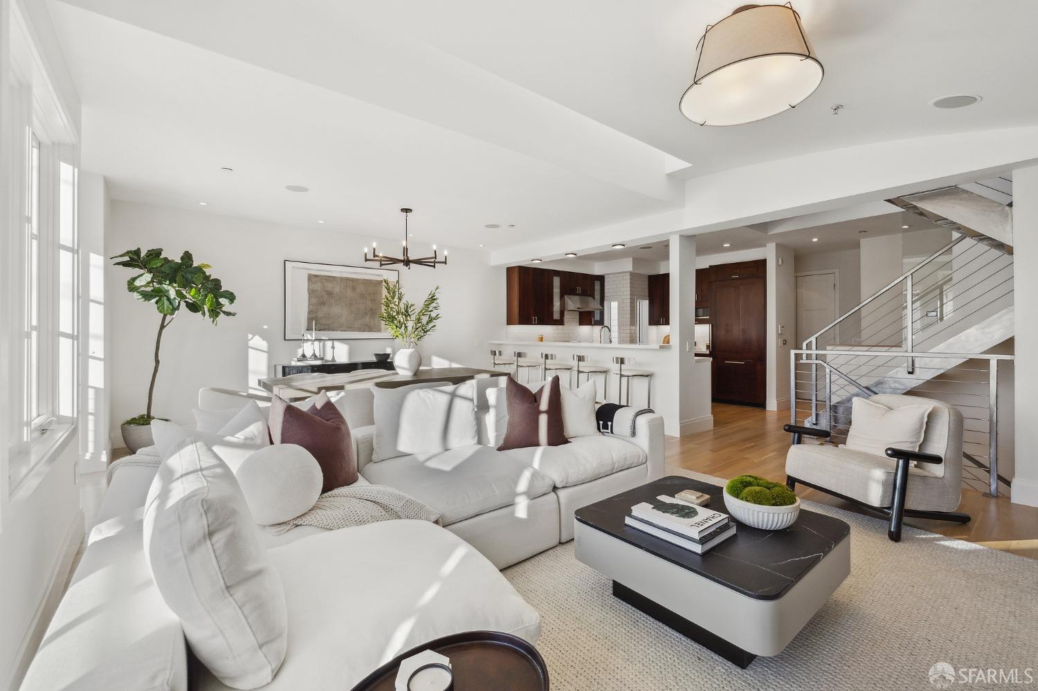 2950 Fillmore Street