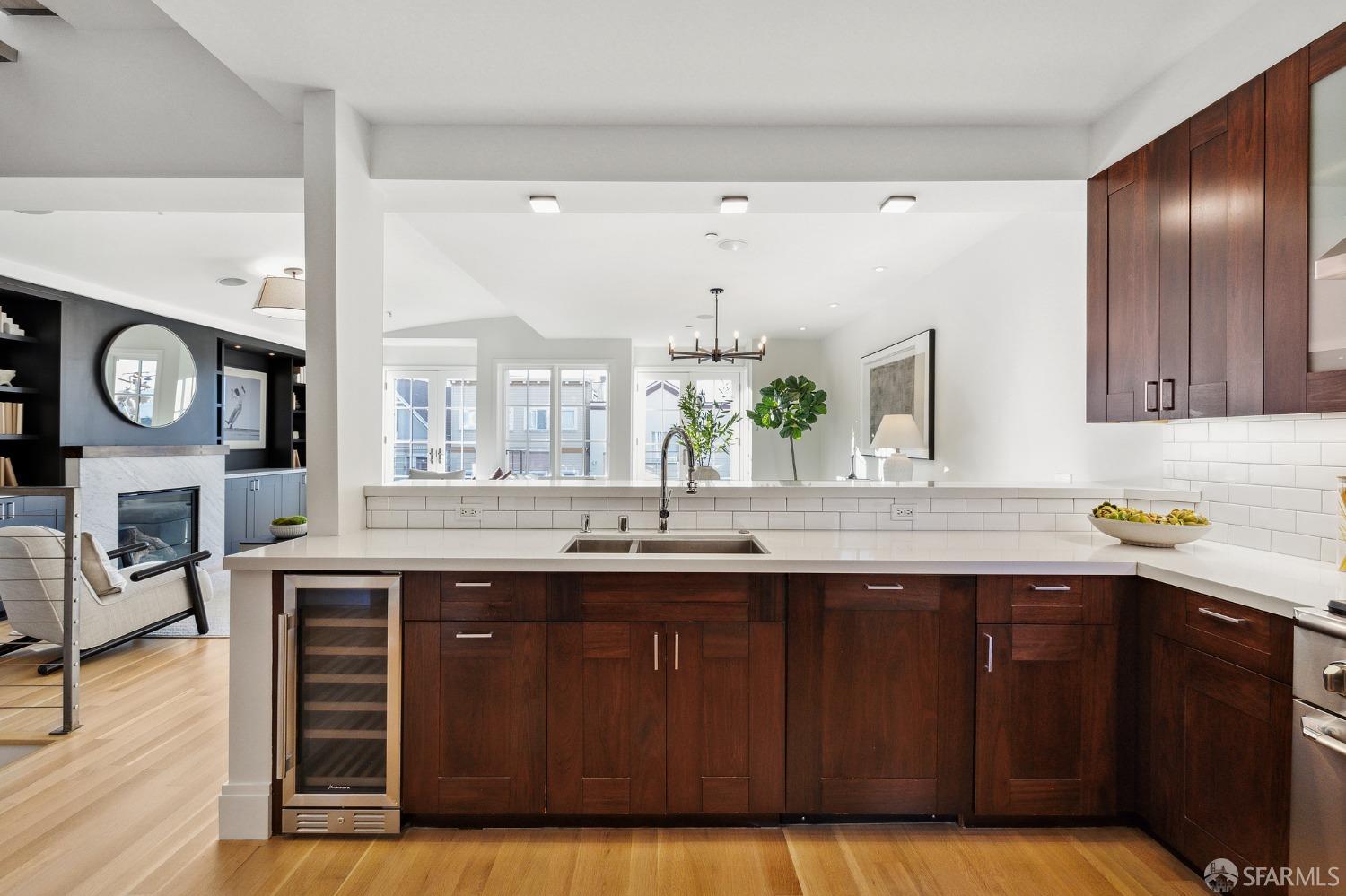 2950 Fillmore Street