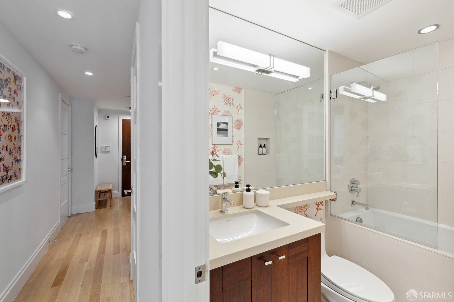 2950 Fillmore Street