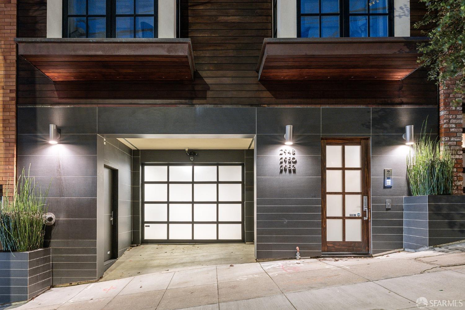 2950 Fillmore Street