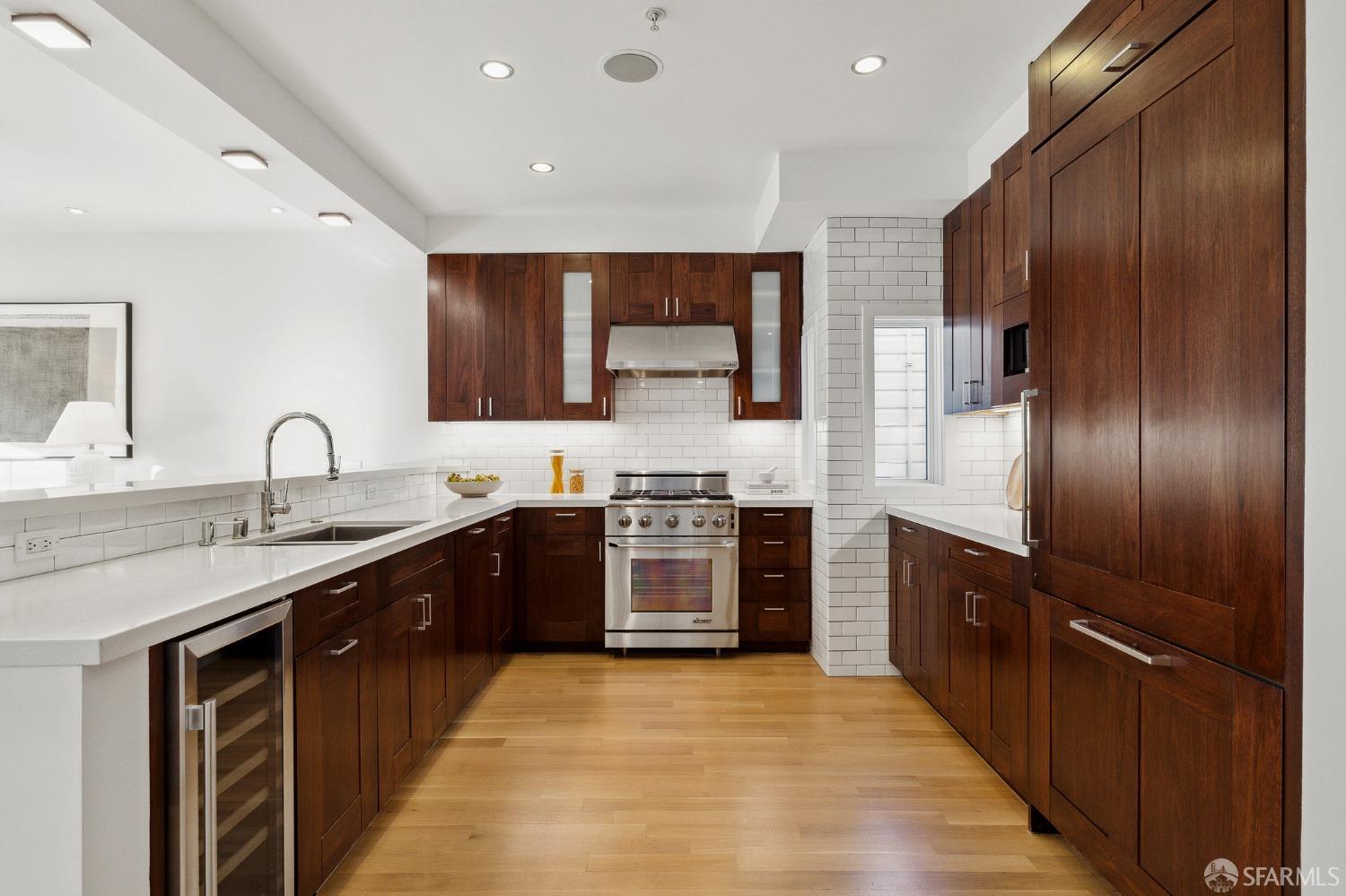 2950 Fillmore Street