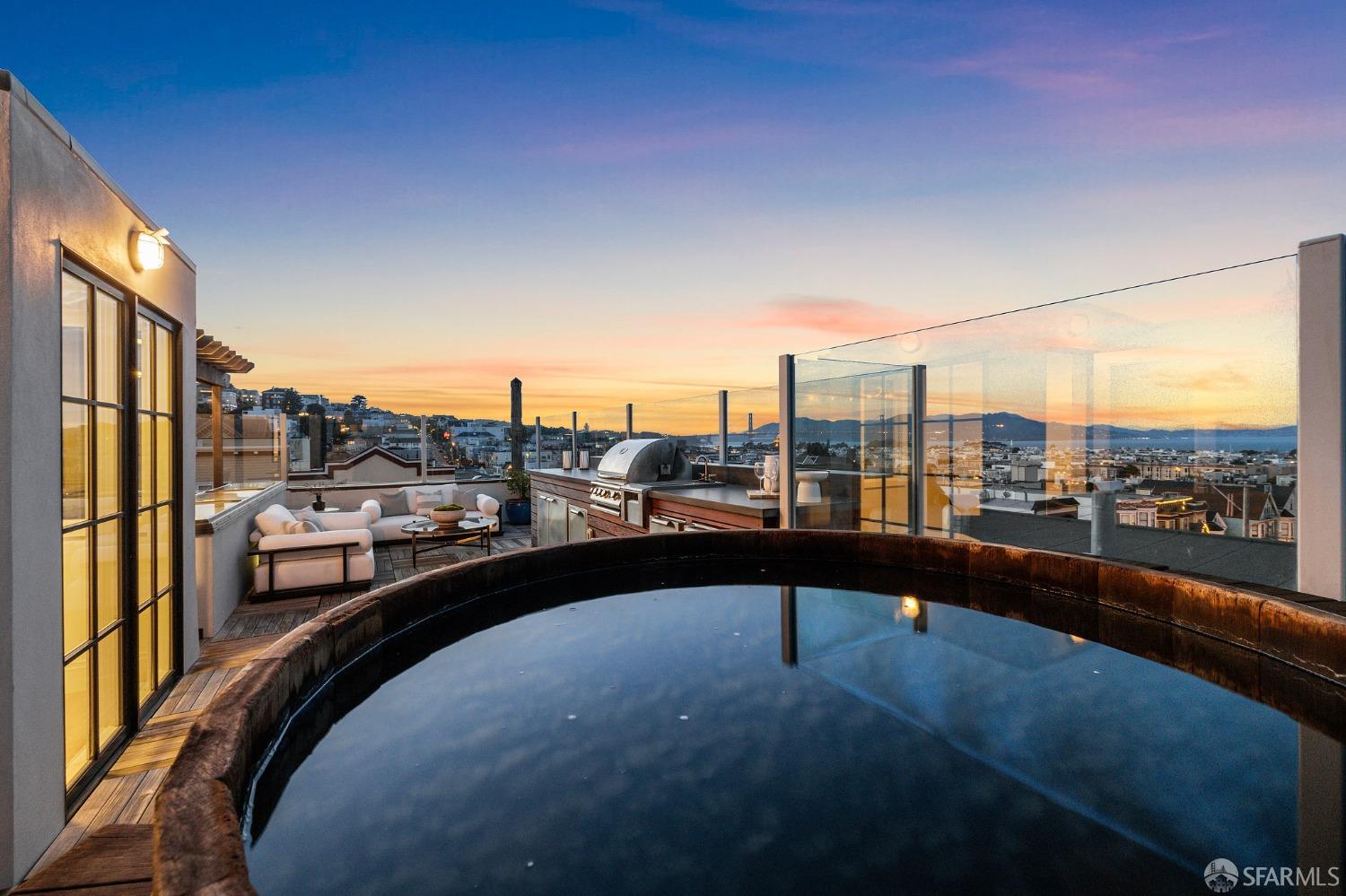 2950 Fillmore Street