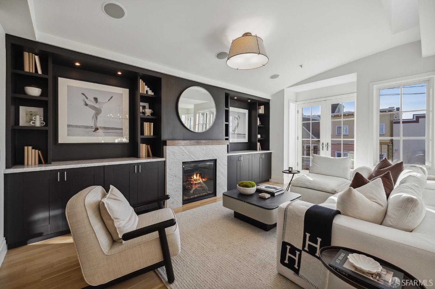 2950 Fillmore Street