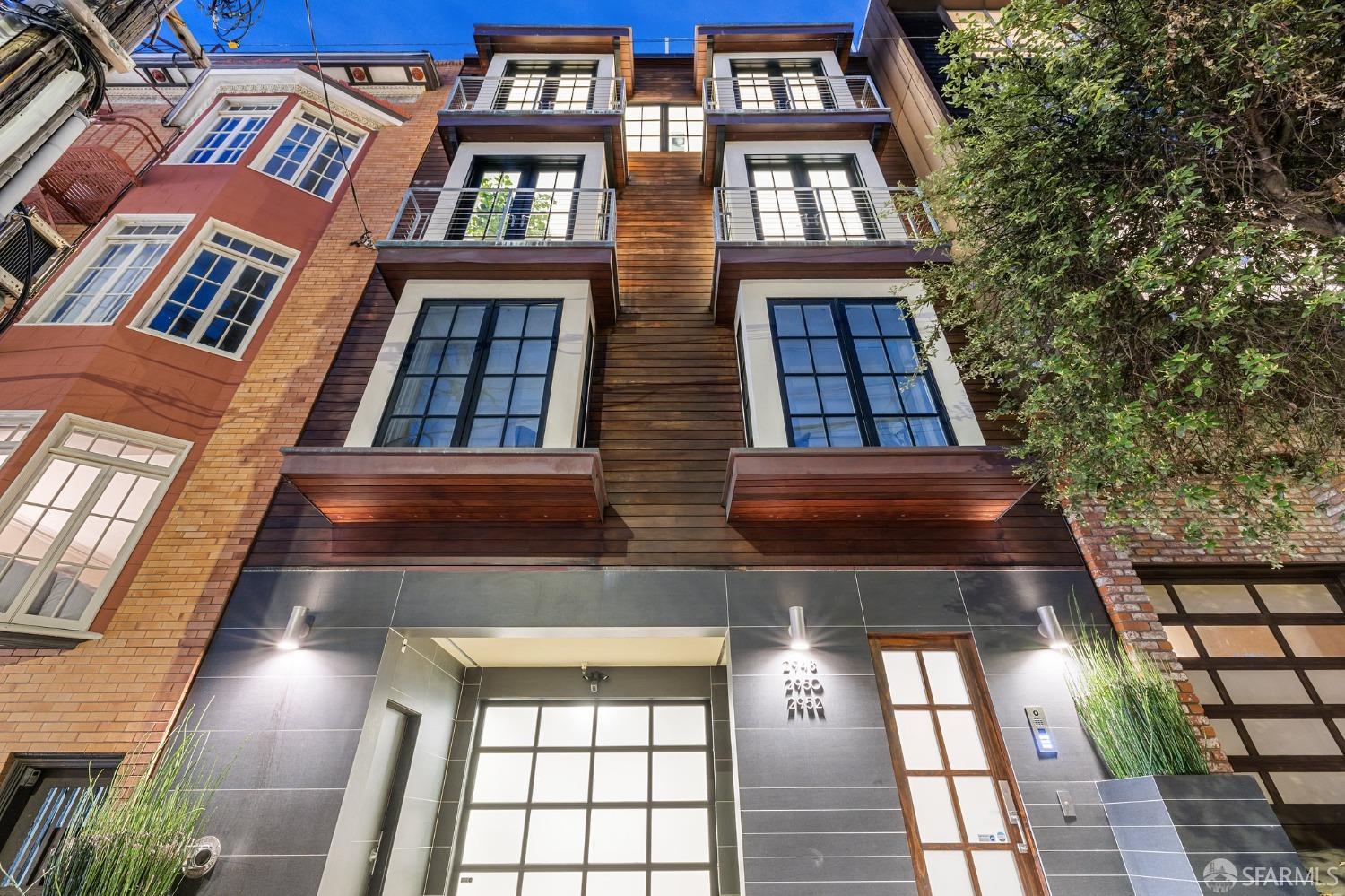 2950 Fillmore Street