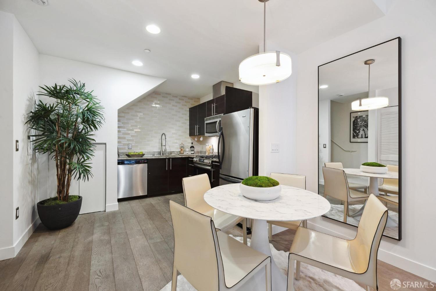 300 Berry Street # 116