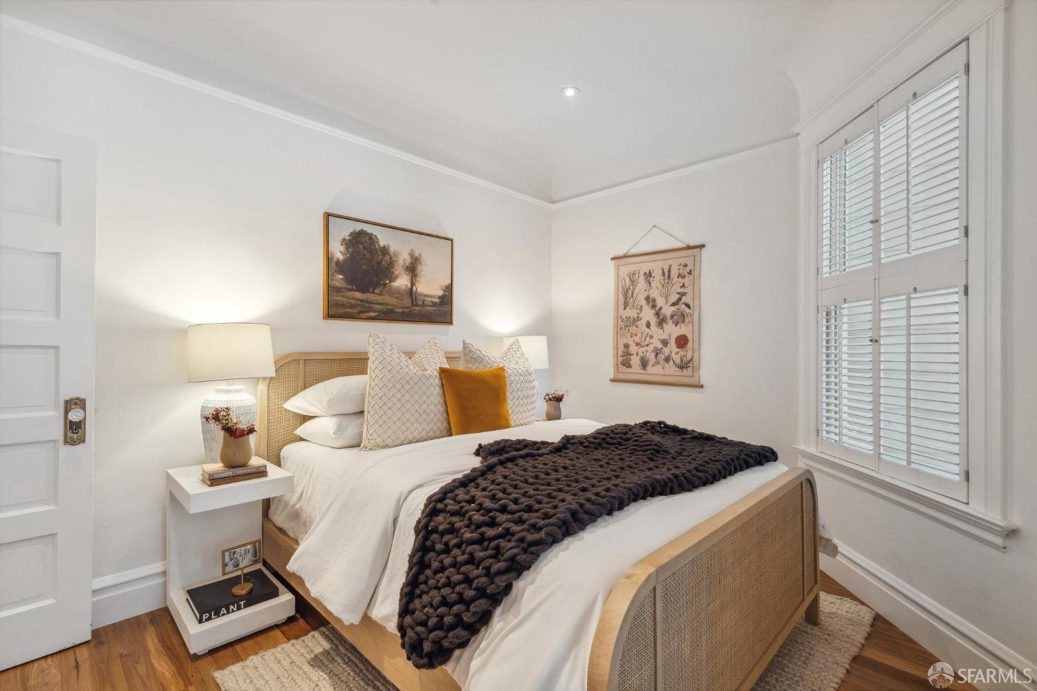 2106 Leavenworth Street