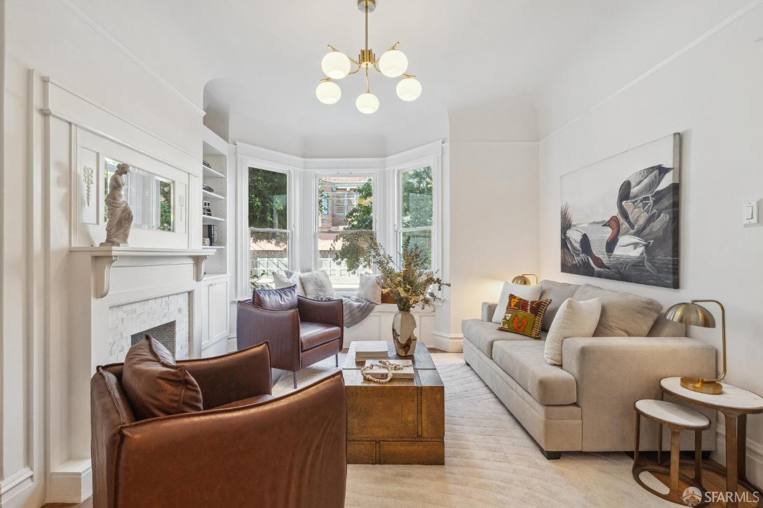 2106 Leavenworth Street