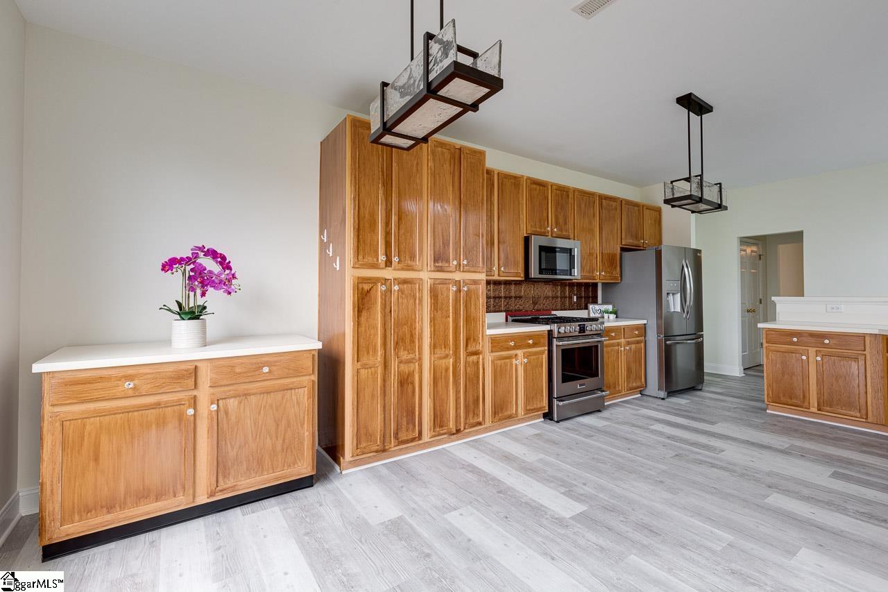7 Glenbow Court