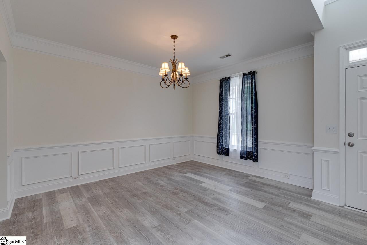 7 Glenbow Court