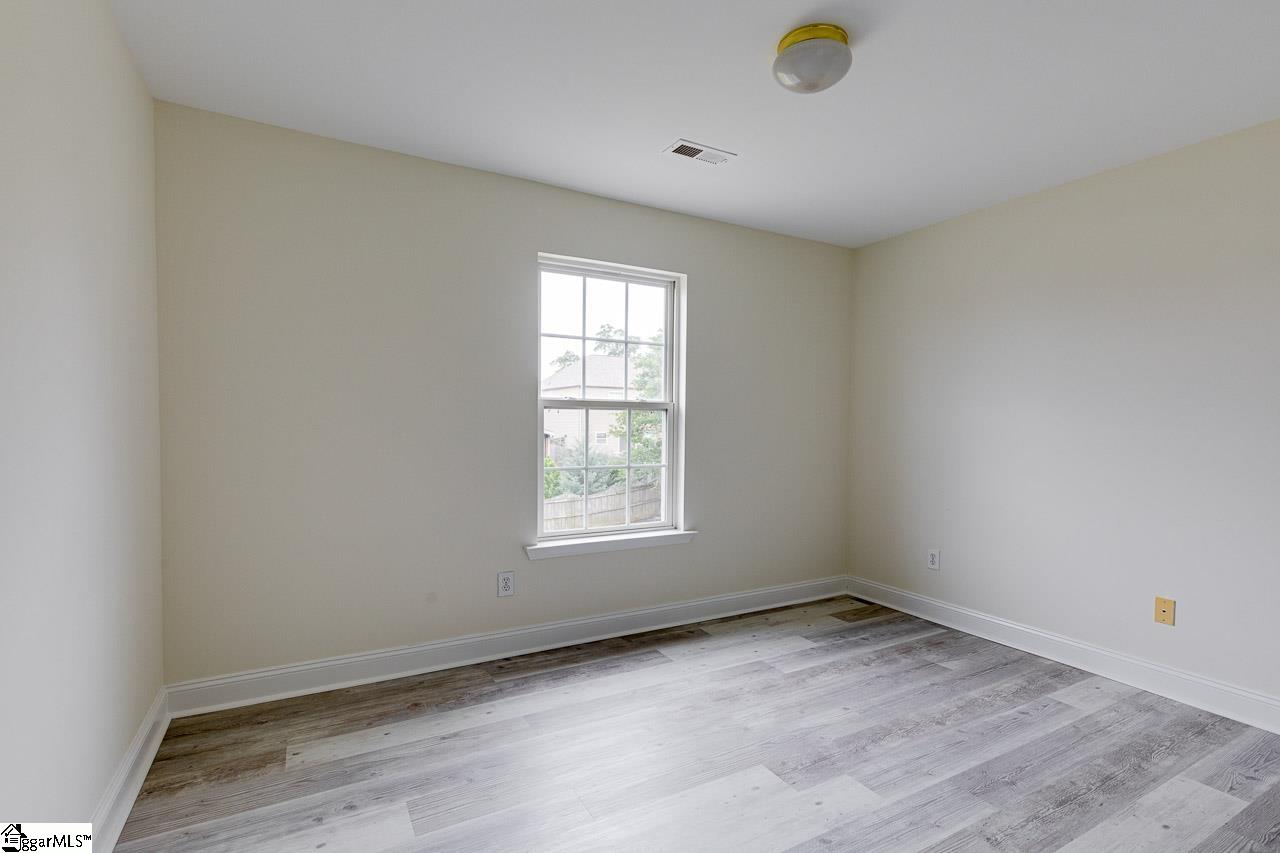 7 Glenbow Court