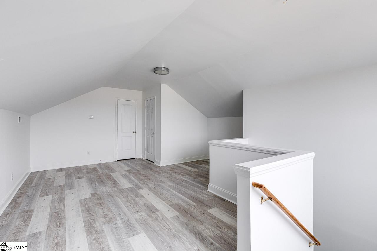 7 Glenbow Court