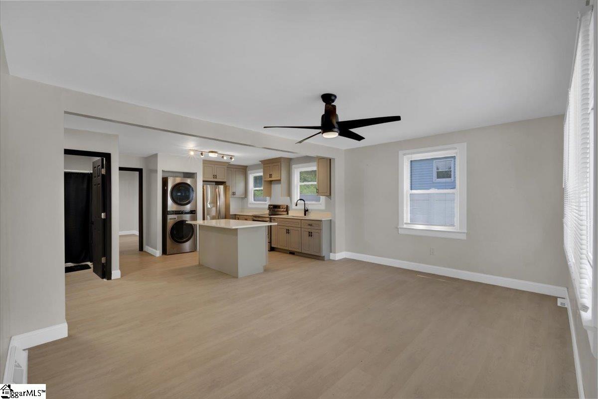 8 Antioch Drive