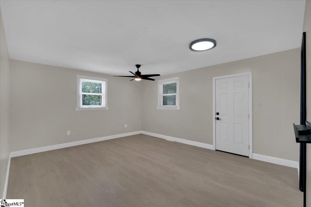 8 Antioch Drive