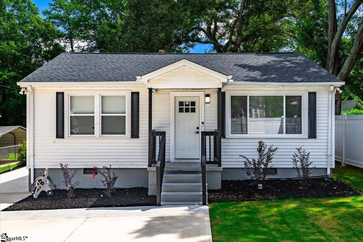 8 Antioch Drive